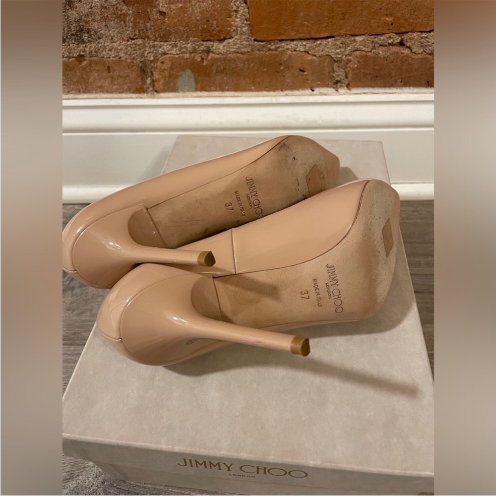 Jimmy Choo nude heels. - Picture 6 of 9